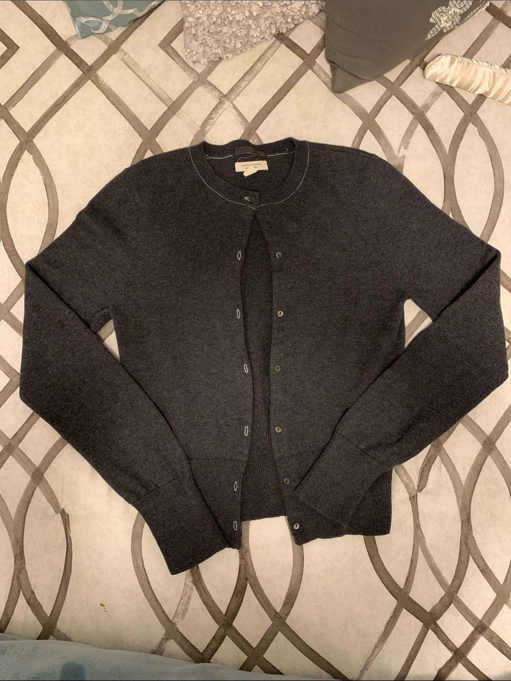 American Eagle Outfitters Dark Gray Crewneck Button-Front Cardigan size medium